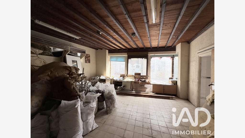 Vente immeuble commercial de 200m² à Sézanne