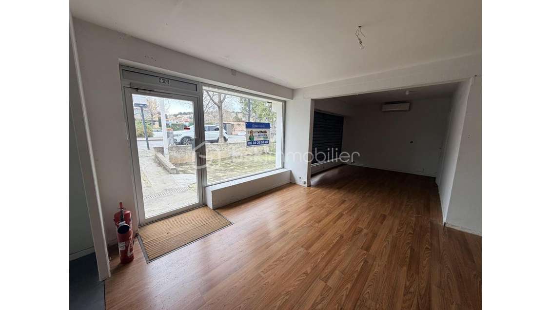 A louer local commercial 60m² Six Fours Les Plages