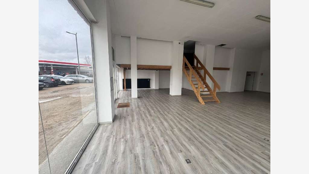 Vente local commercial 154m² à Soissons