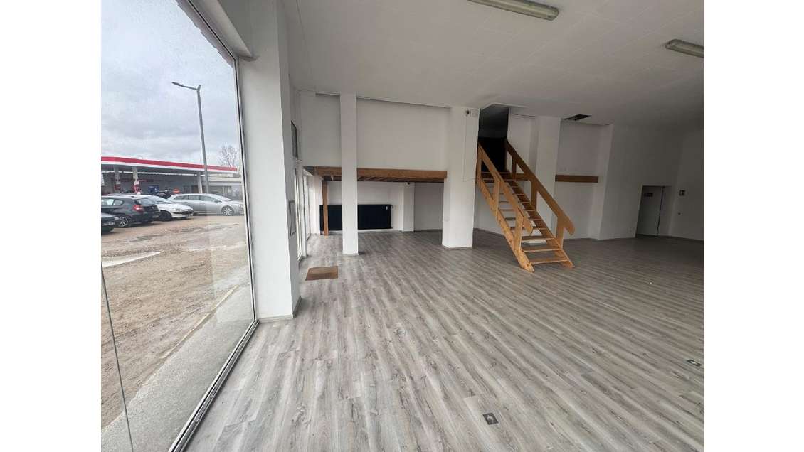 Vente local commercial 154m² à Soissons