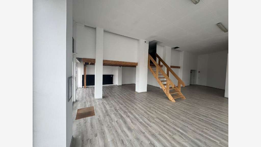 Vente local commercial 154m² à Soissons