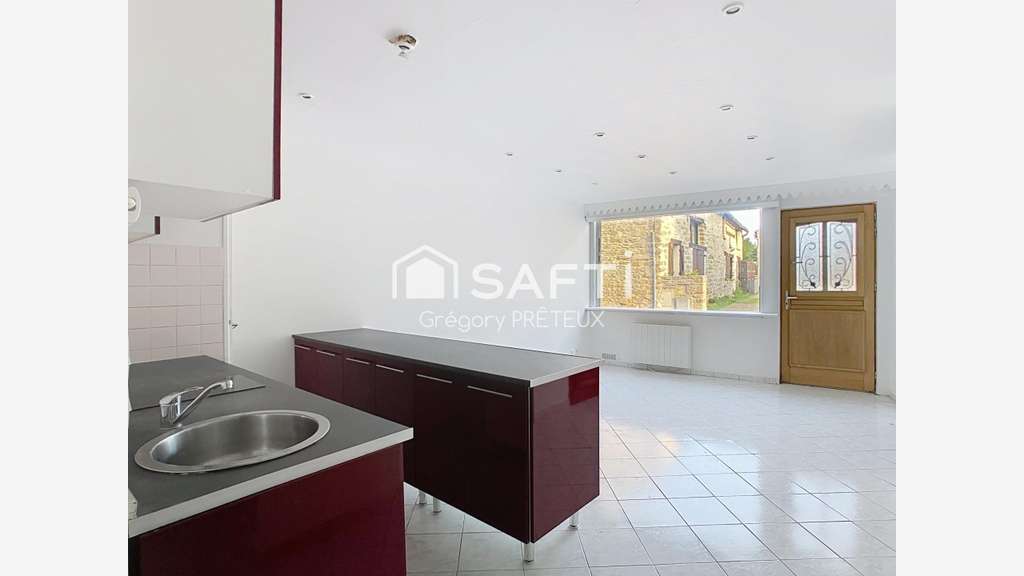 AV local 37m² empl stratégique à Soisy-sur-École