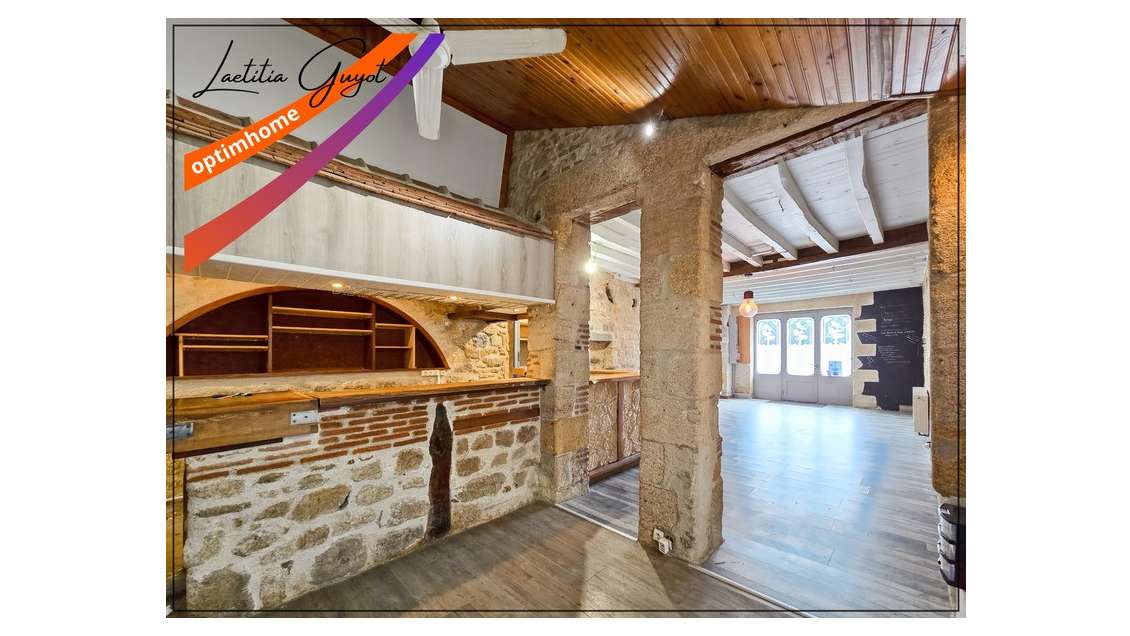 À vendre ensemble commercial 136m² à Souvigny