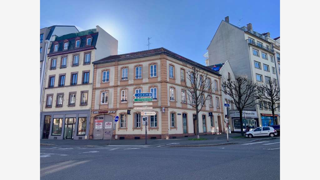 AV local commercial de 400m² à Strasbourg Haguenau
