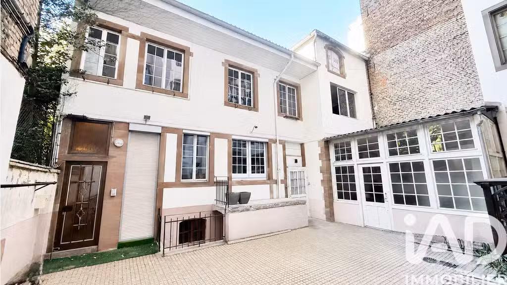 Vente bureaux 200m² à Strasbourg Av des Vosges