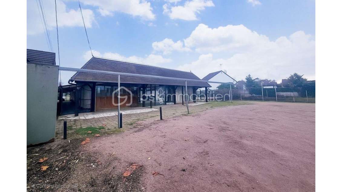 AV local à fort potentiel 823m² Sully sur Loire