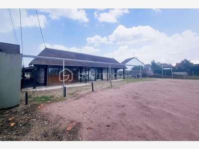 AV local à fort potentiel 823m² Sully sur Loire