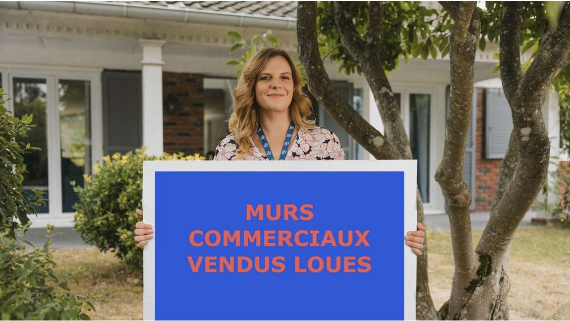 Vente bâtiment commercial 280m² en za à Taillades