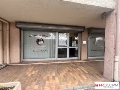 Local commercial 60m² à vendre à Tarascon