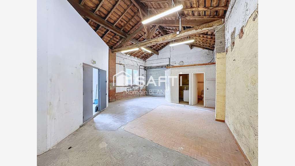 AV local commercial 300m² stratégique à Toulouse