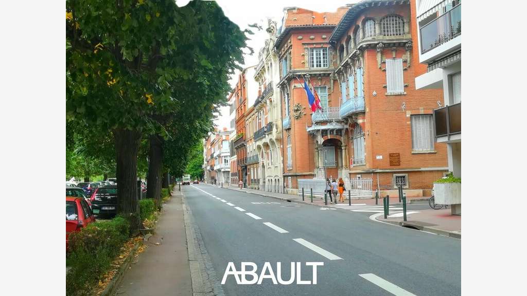 Local commercial 65m² à vendre en RDC à Toulouse