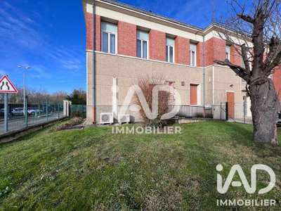 Vente local professionnel 80m² à Tournan-en-Brie