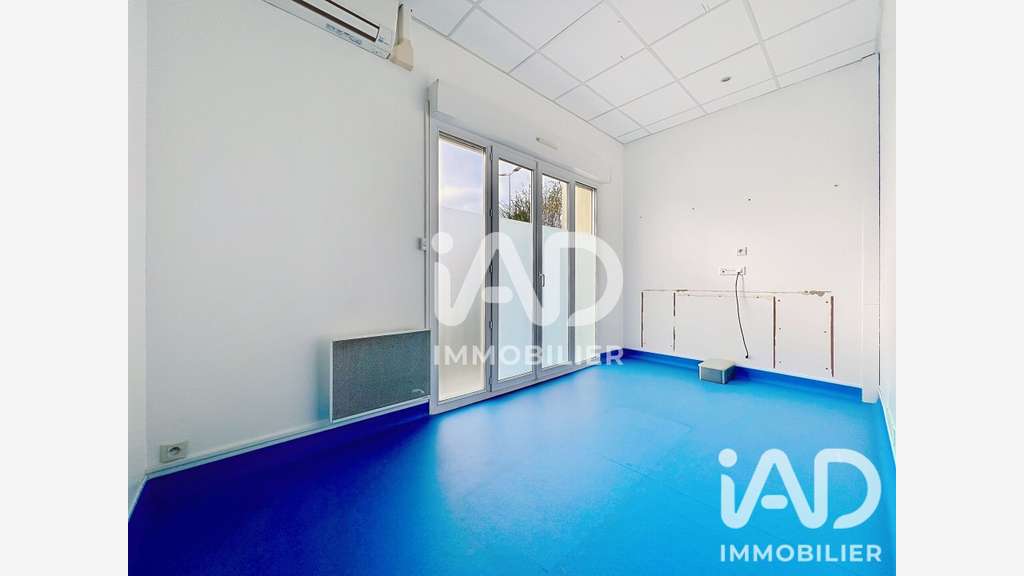 Vente local professionnel 80m² à Tournan-en-Brie