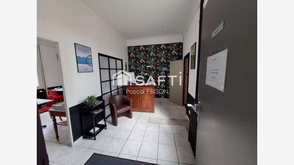 Immeuble de 12 pièces 196m² à Tours centre