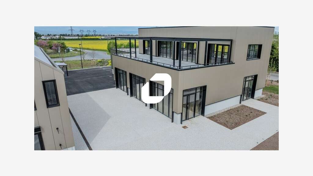 Vente Local commercial 3311m² Toussieu