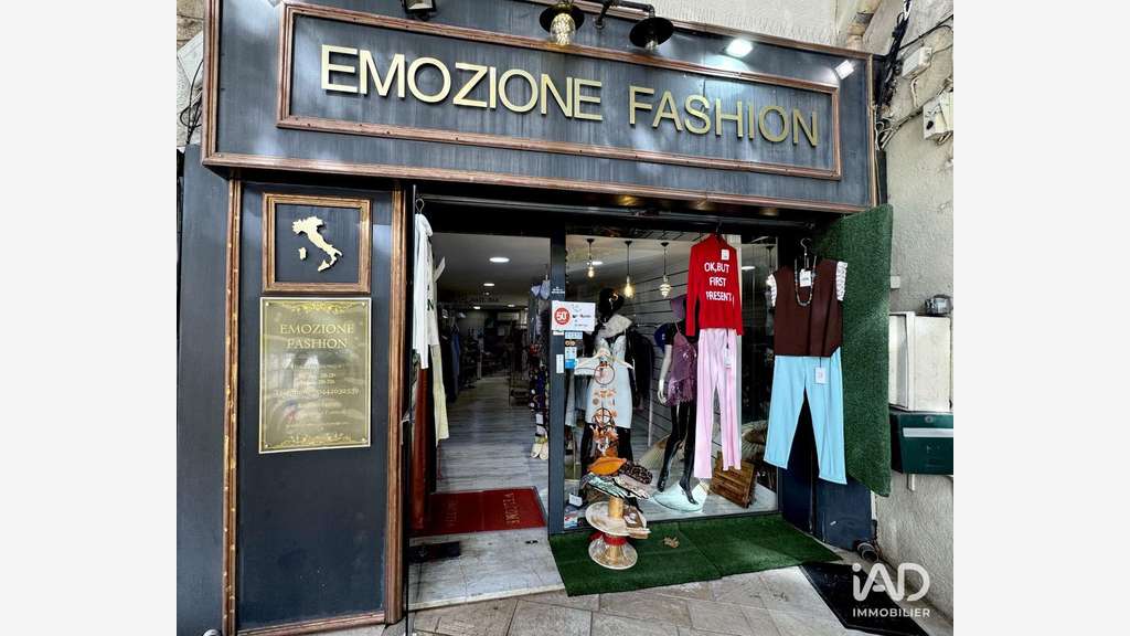 Vente Murs commerciaux libres 51m² à Trets