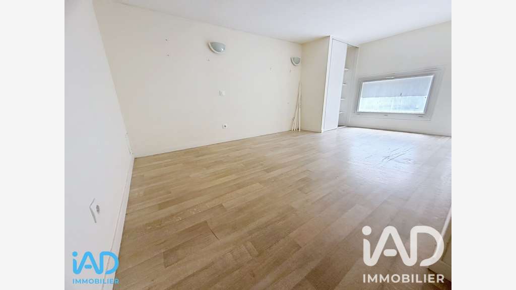 Vente local commercial 63m² avec vitrine à Troyes