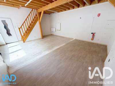Vente local commercial 63m² avec vitrine à Troyes