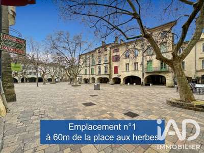 Local commercial à Uzès