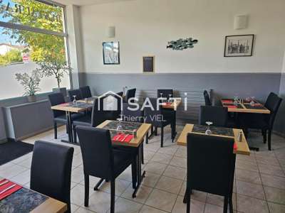 MURS COMMERCIAUX 160 M2 SUR 2 NIVEAUX + PKG