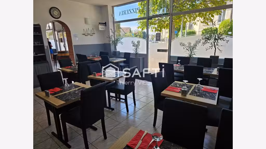 Vente murs commerciaux 160m² sur 2 niveaux Vaires