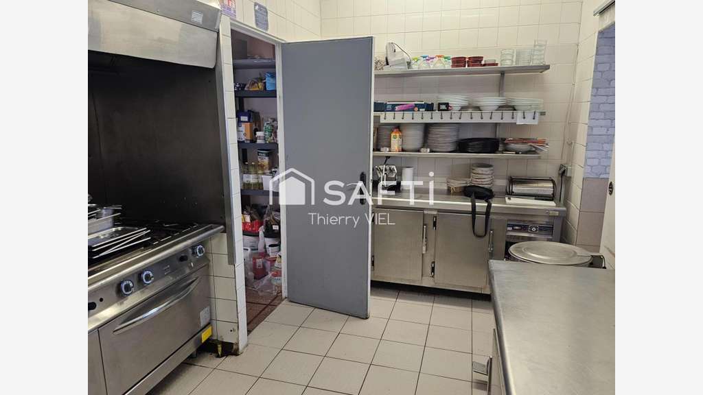 Vente murs commerciaux 160m² sur 2 niveaux Vaires