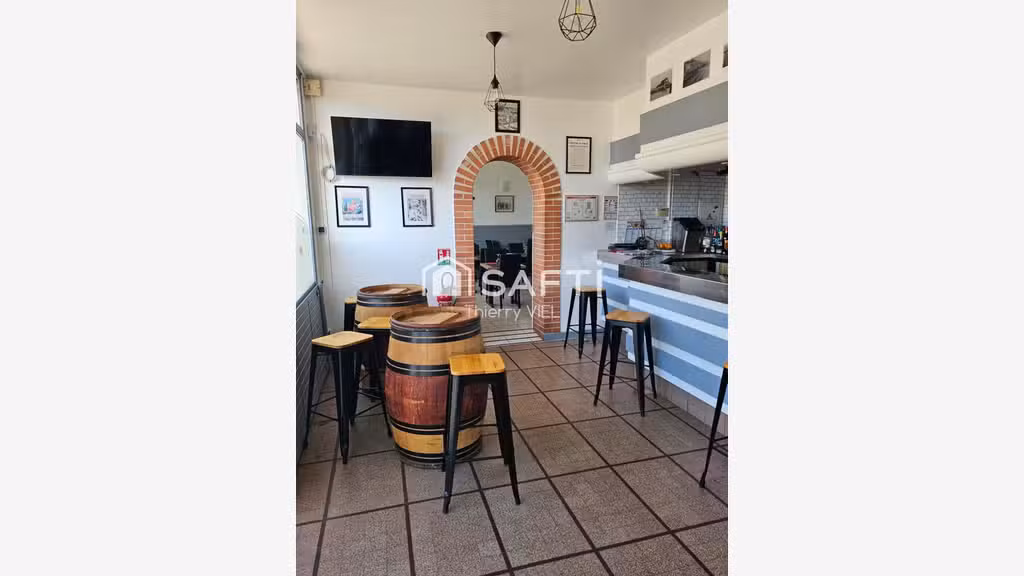 Vente murs commerciaux 160m² sur 2 niveaux Vaires