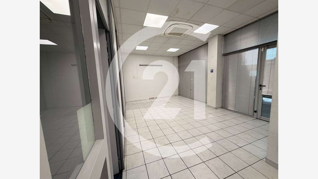 Vente local commercial 293m² Valence Châteauvert
