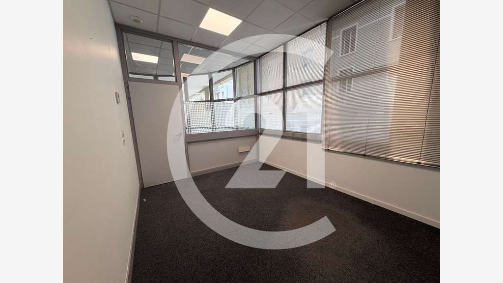 Vente local commercial 293m² Valence Châteauvert