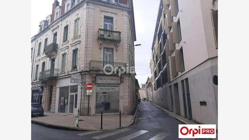 Local 115m² angle très passant à vendre à Valence