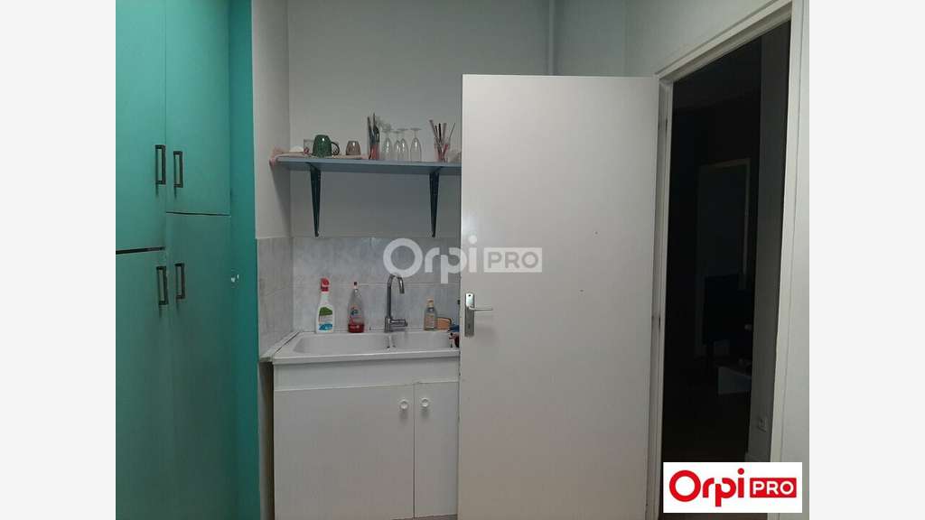 Local 115m² angle très passant à vendre à Valence