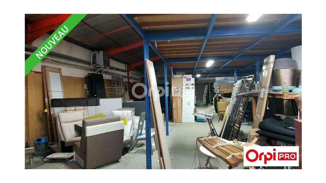 Vente entrepôt de stockage 393m² à Bourg de Péage