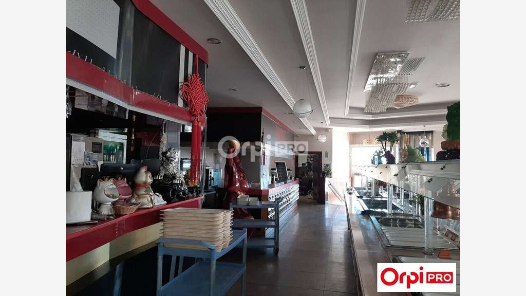LOCAL COMMERCIAL à vendre dans le 26