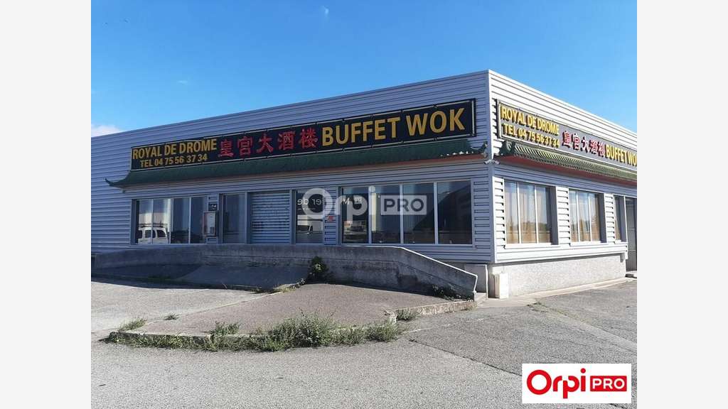 LOCAL COMMERCIAL à vendre dans le 26