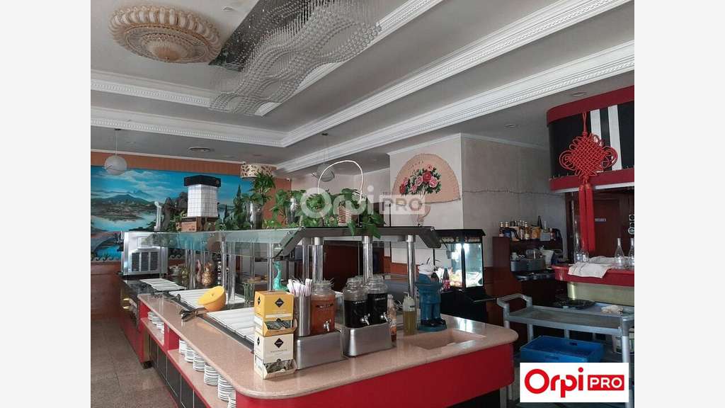 LOCAL COMMERCIAL à vendre dans le 26