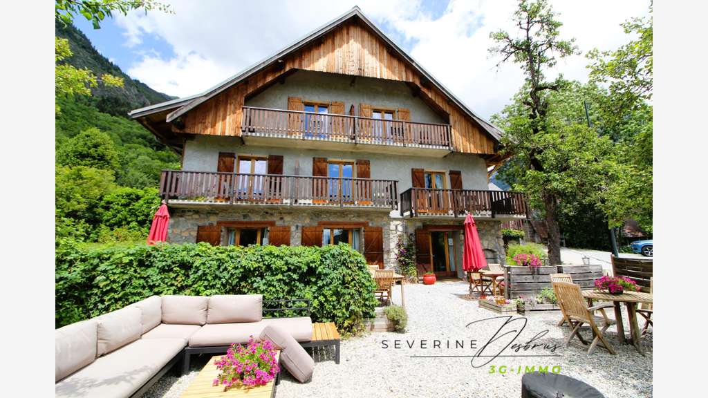 Vente Chalet d'exception de 420m² à Vaujany