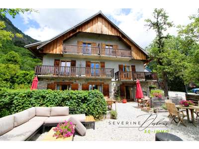 Vente Immeubles commerciaux / Mixtes à Vaujany
