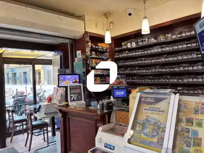 Vente Local commercial 144m² Versailles