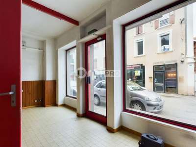 LOCAL COMMERCIAL à vendre dans le 38