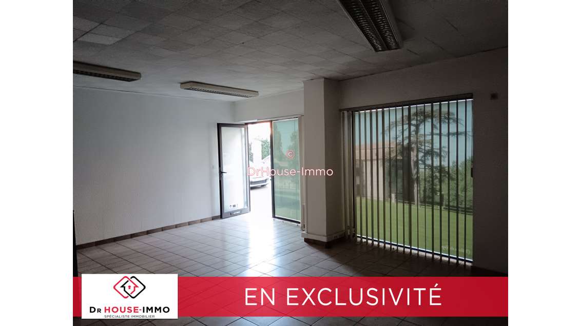AV locaux 78m² bonne visibilité Villeneuve sur Lot