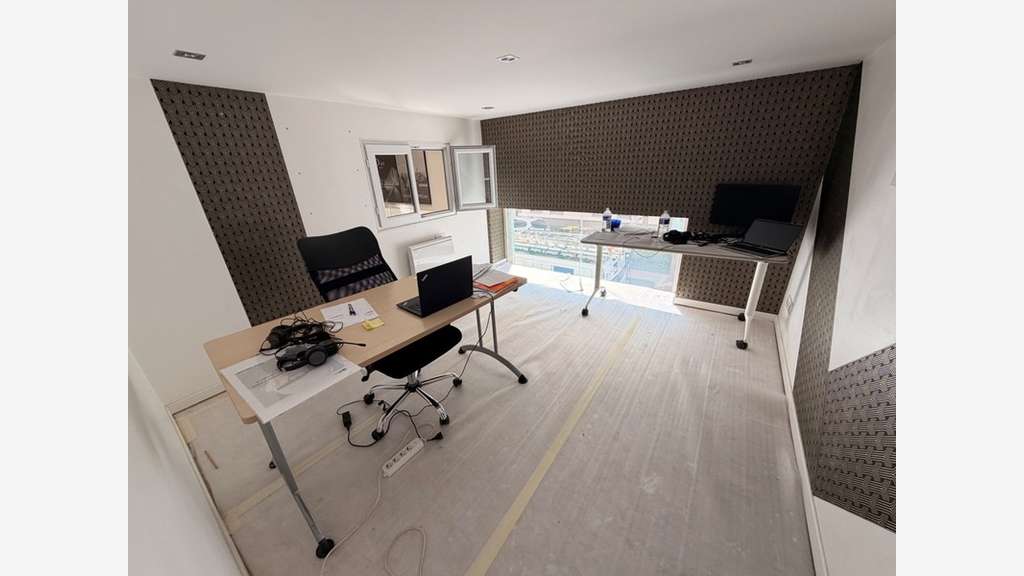 Murs local 89m² à vendre à Villeurbanne rue Dedieu