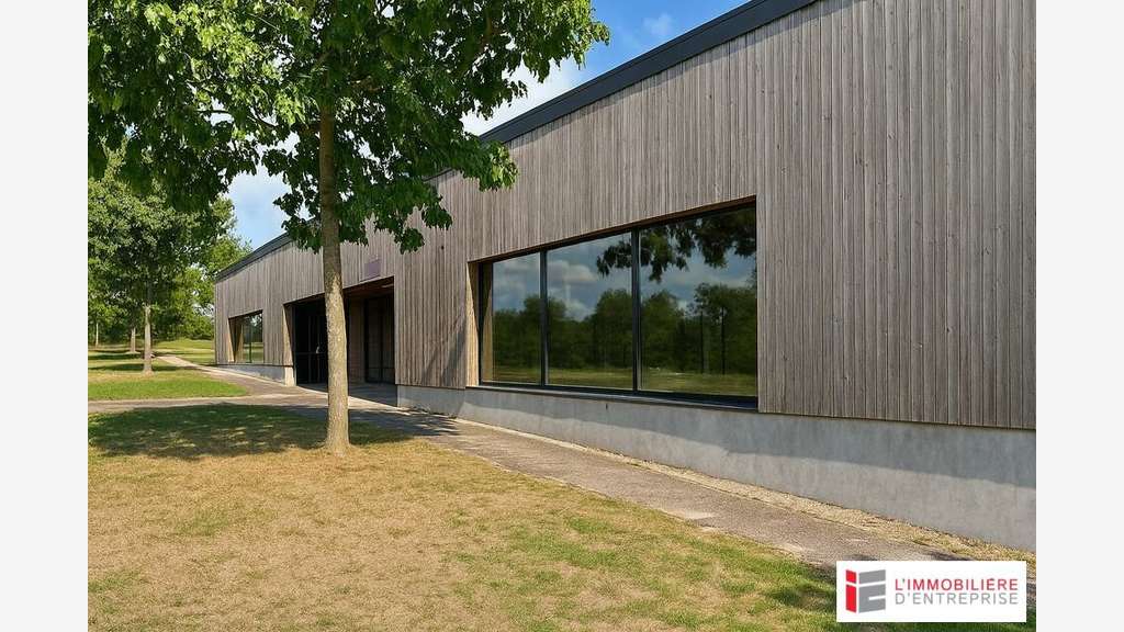 Vente local 571m² en zone commerciale à Vitré