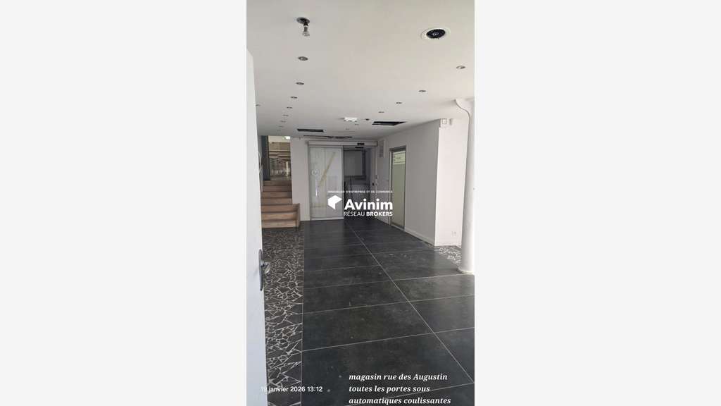 Local commercial 408,49m² à vendre à Voiron