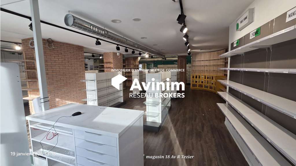 Local commercial 408,49m² à vendre à Voiron
