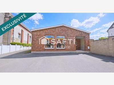 A vendre bâtiment commercial de 270m² à Wanquetin