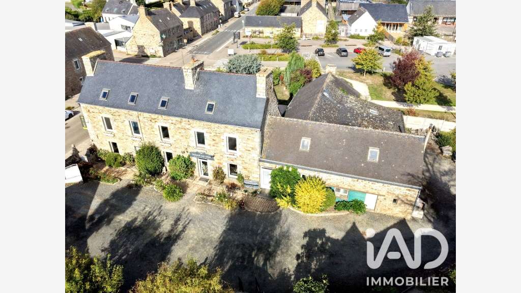 Vente murs commerciaux 395m² à Cavan 
