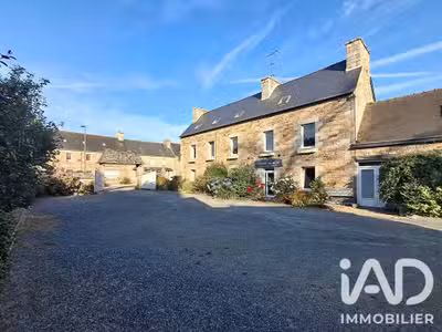 Vente murs commerciaux 395m² à Cavan 