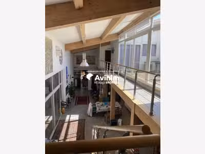 A vendre local 750m² en plein centre de Draguignan