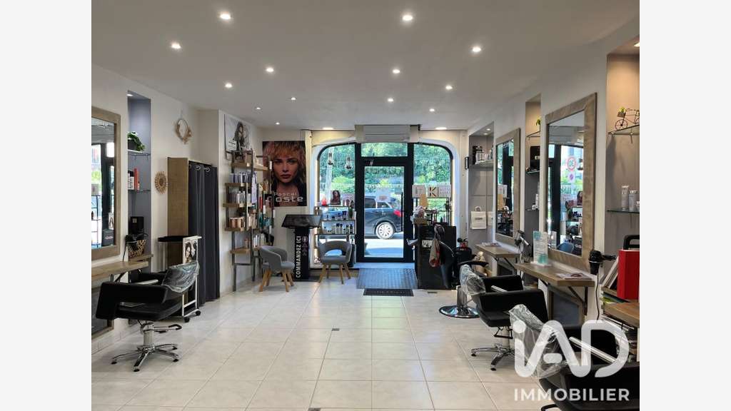 Cession droit au bail local commercial 69m² à Apt