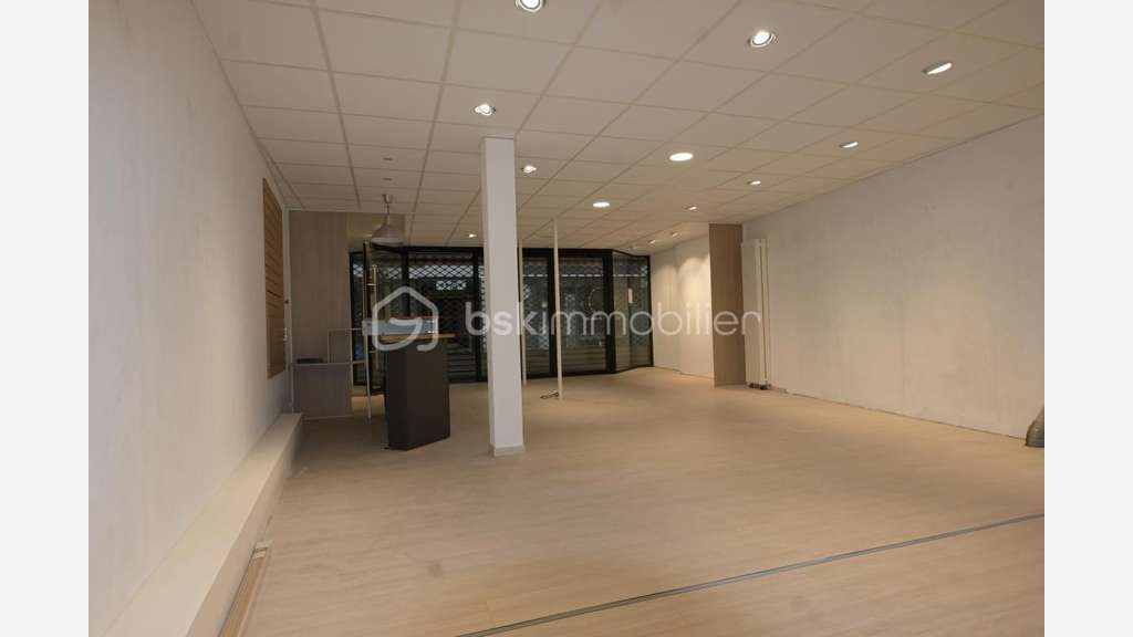 Vente local commercial et Murs 167m² Saint-Gaudens